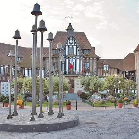 Lägenhet Le Cyrano, - App. T2 Proche De La Deauville